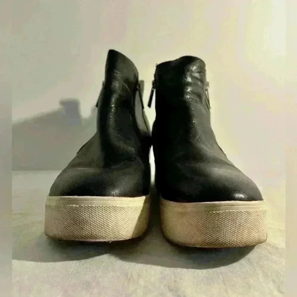 J/ Slides Leather Platform Bootie Sneakers